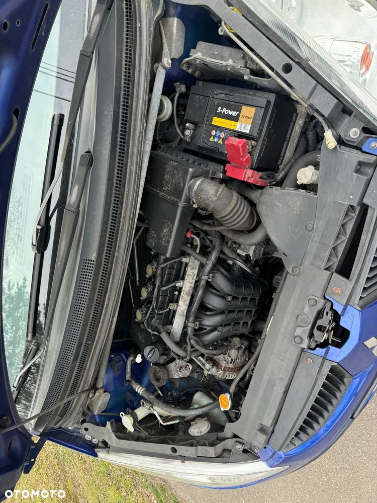 Mitsubishi Colt 1.5 - 14