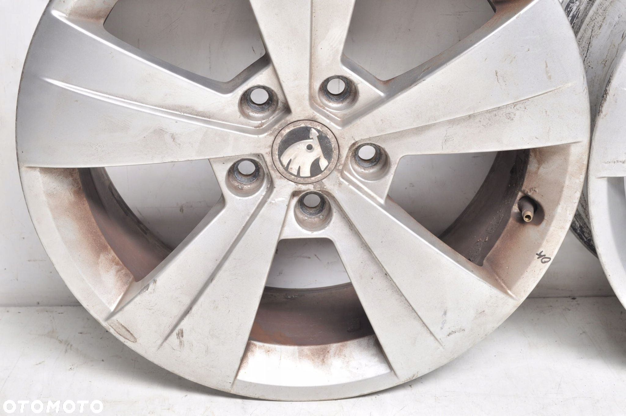 SKODA SUPERB OCTAVIA FELGI ALUMINIOWE R17" 6.5J 5X112 ET41 3V0601025A - 3