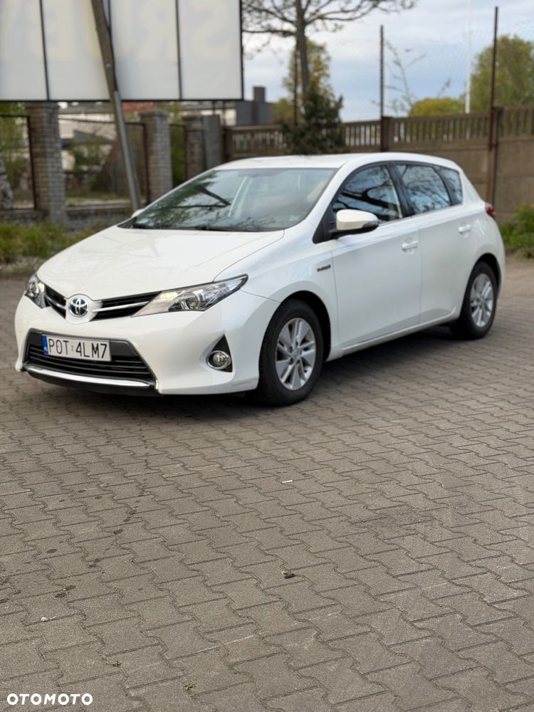 Toyota Auris - 2