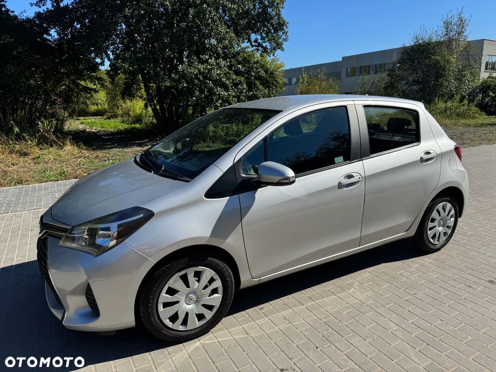Toyota Yaris - 4