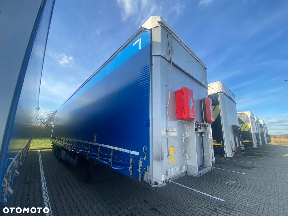 Schmitz Cargobull - - 3