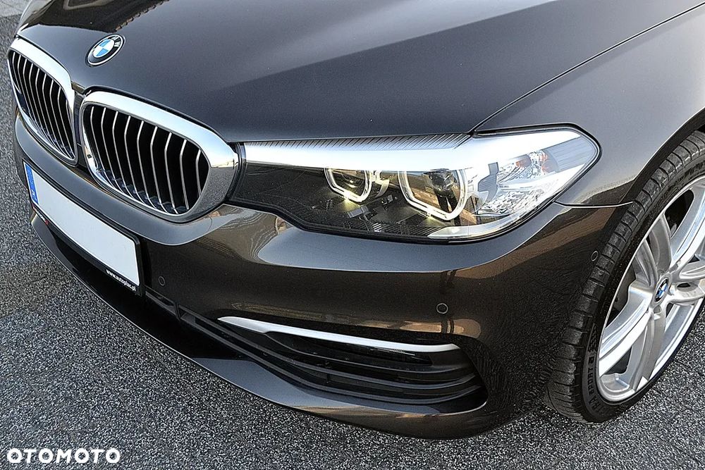 BMW Seria 5 520d Luxury Line sport - 10
