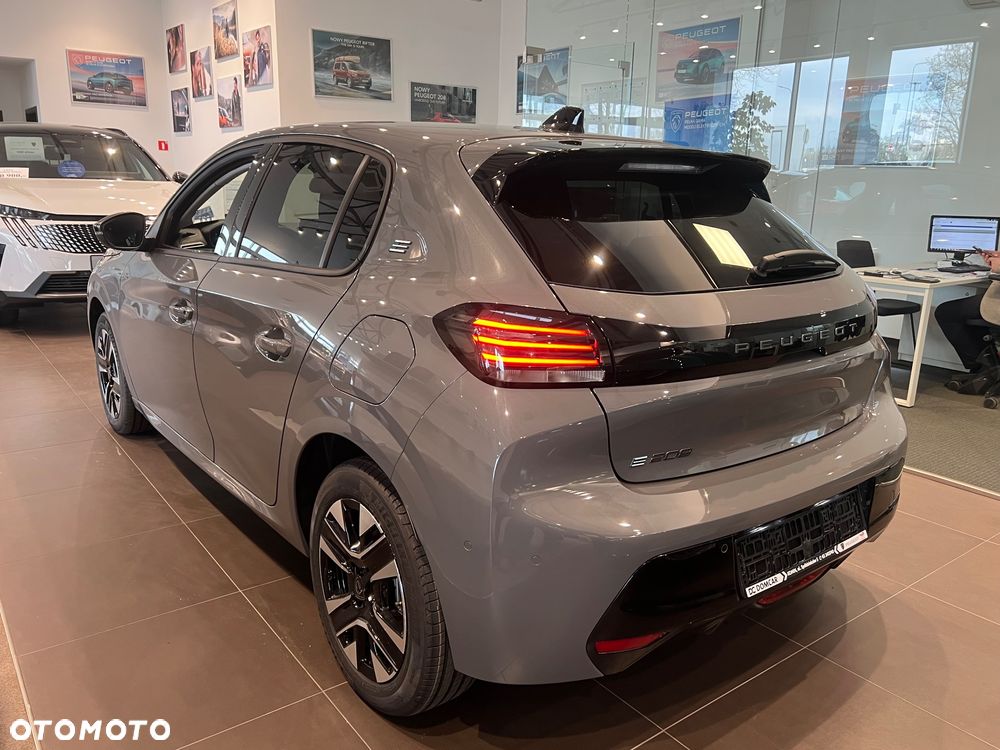 Peugeot 208 50kWh Allure - 6