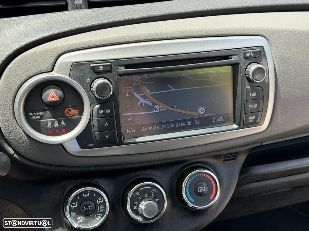 Toyota Yaris 1.0 VVT-i ACtive+AC - 26
