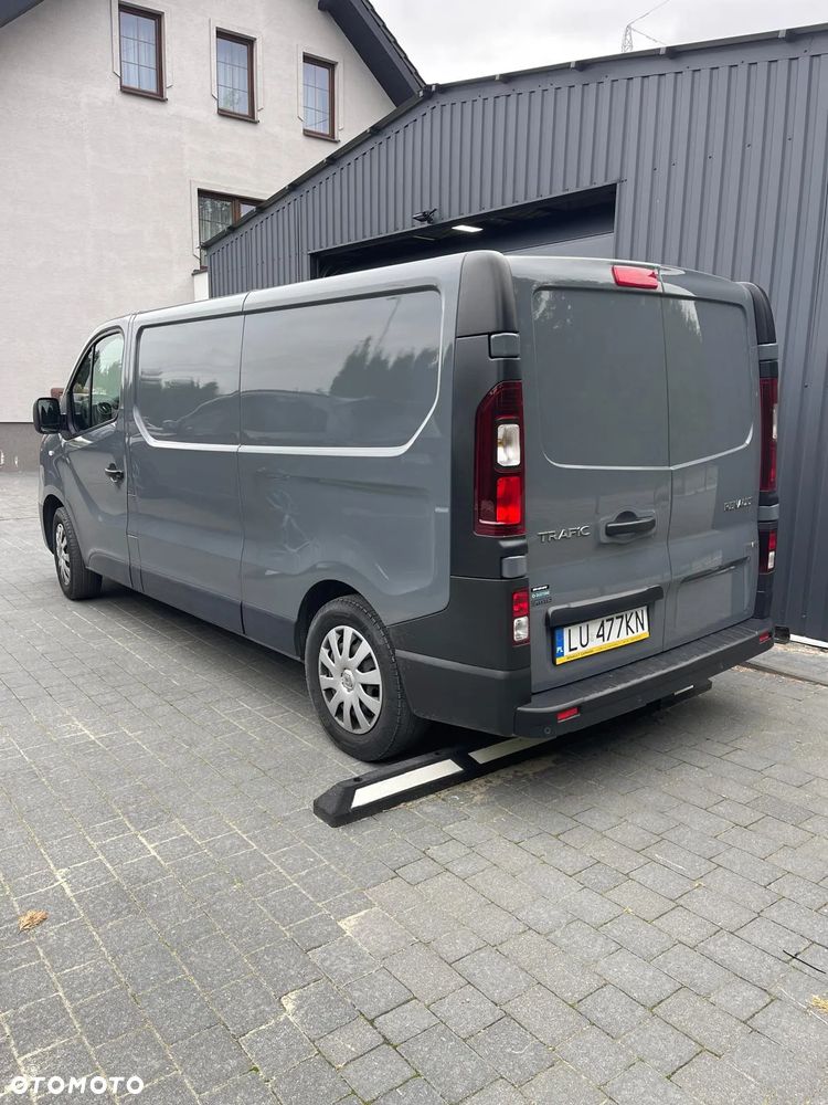 Renault Trafic - 2