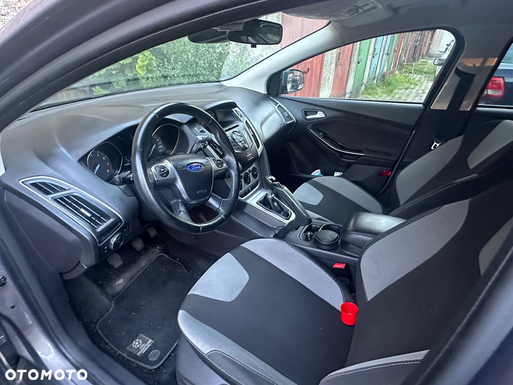 Ford Focus - 4