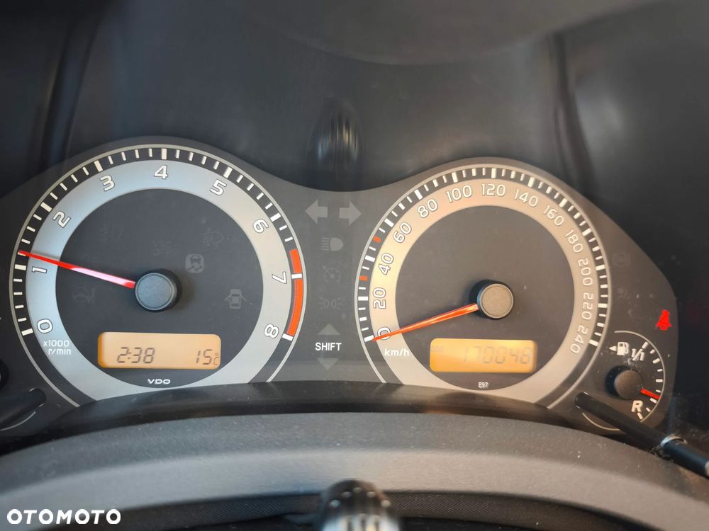 Toyota Auris 1.6 Luna - 10