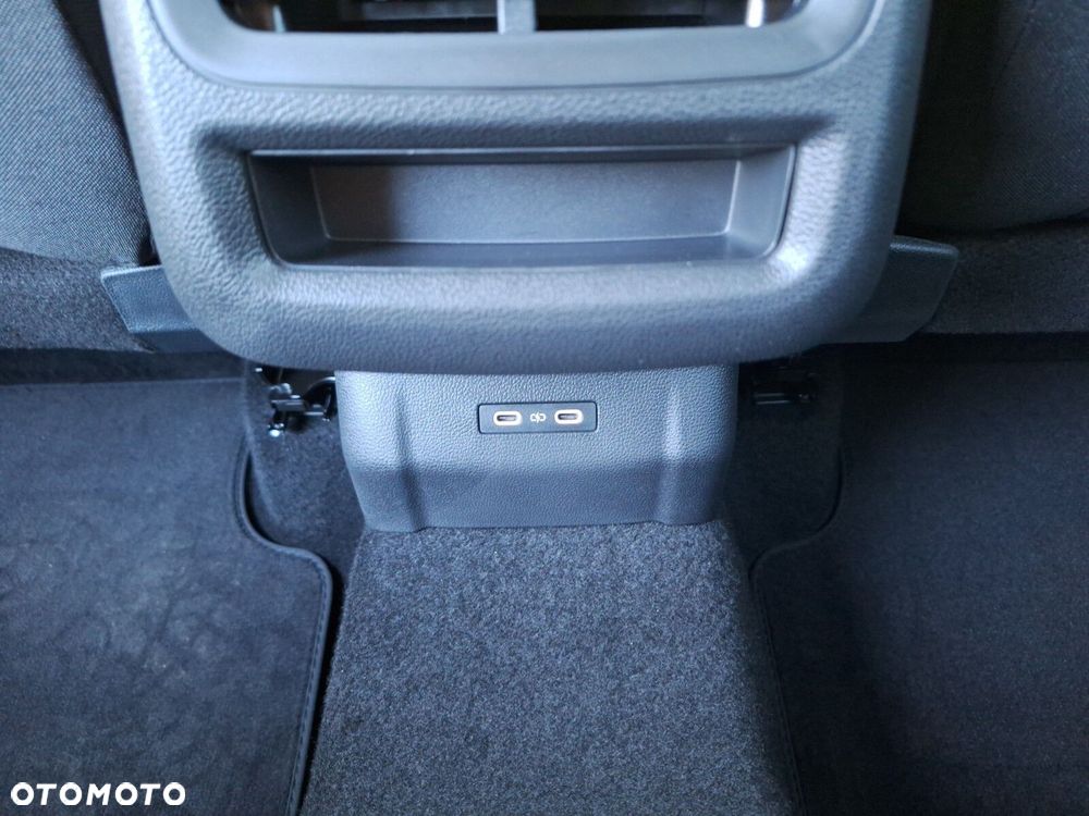 Volkswagen T-Roc - 20