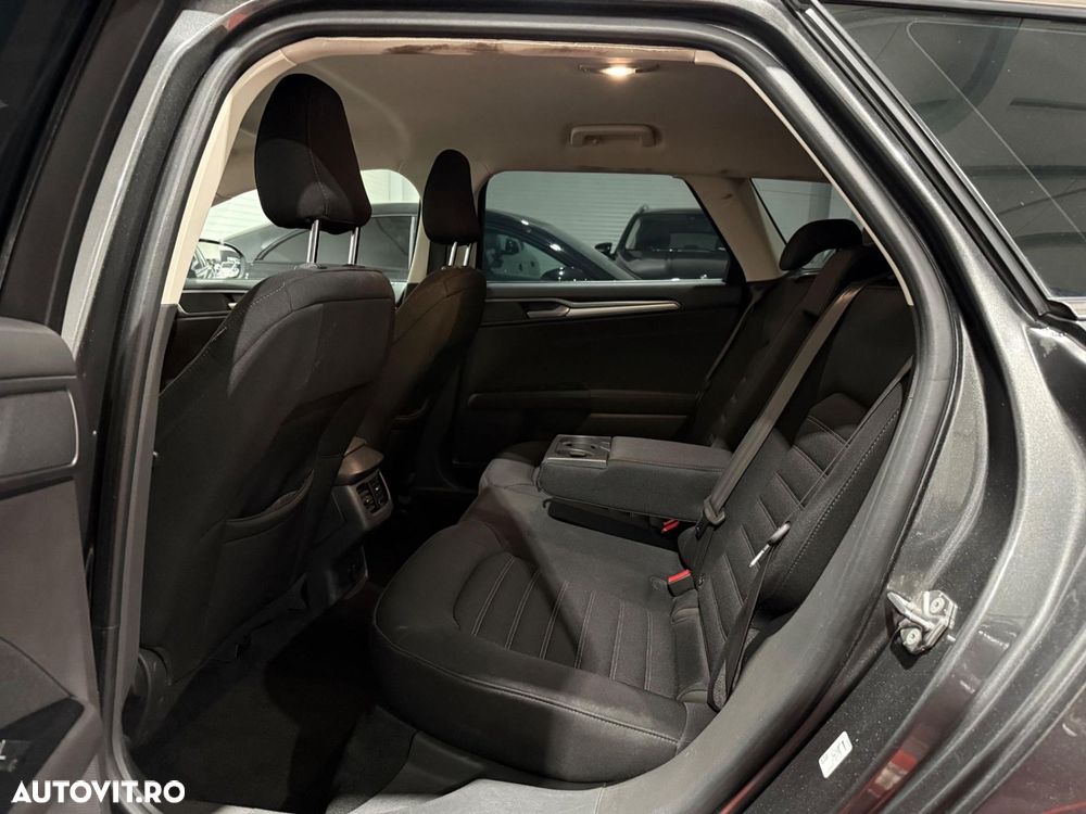 Ford Mondeo 2.0 TDCI PowerShift Business Class - 9