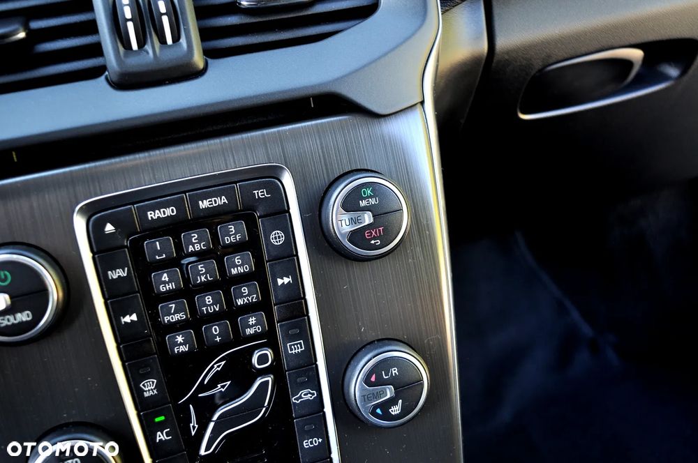 Volvo V40 D4 Geartronic You - 31