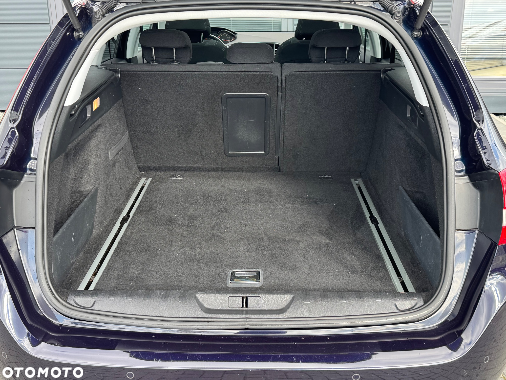 Peugeot 308 1.2 PureTech Allure S&S - 10