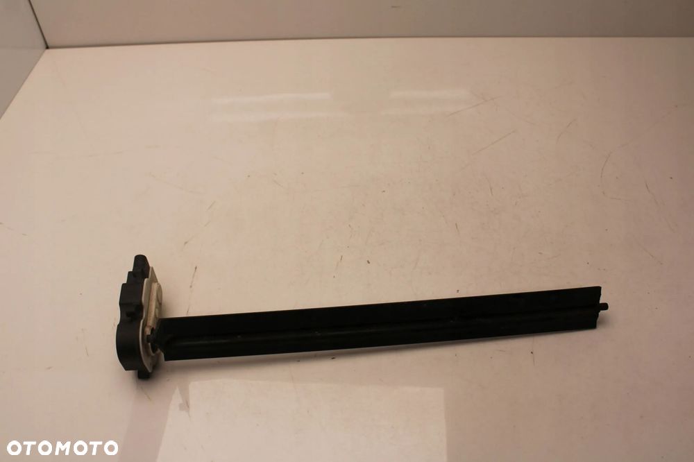 VOLVO S40 II LIFT 07R- SILNICZEK ŻALUZJI POWIETRZA 6466R420 - 2