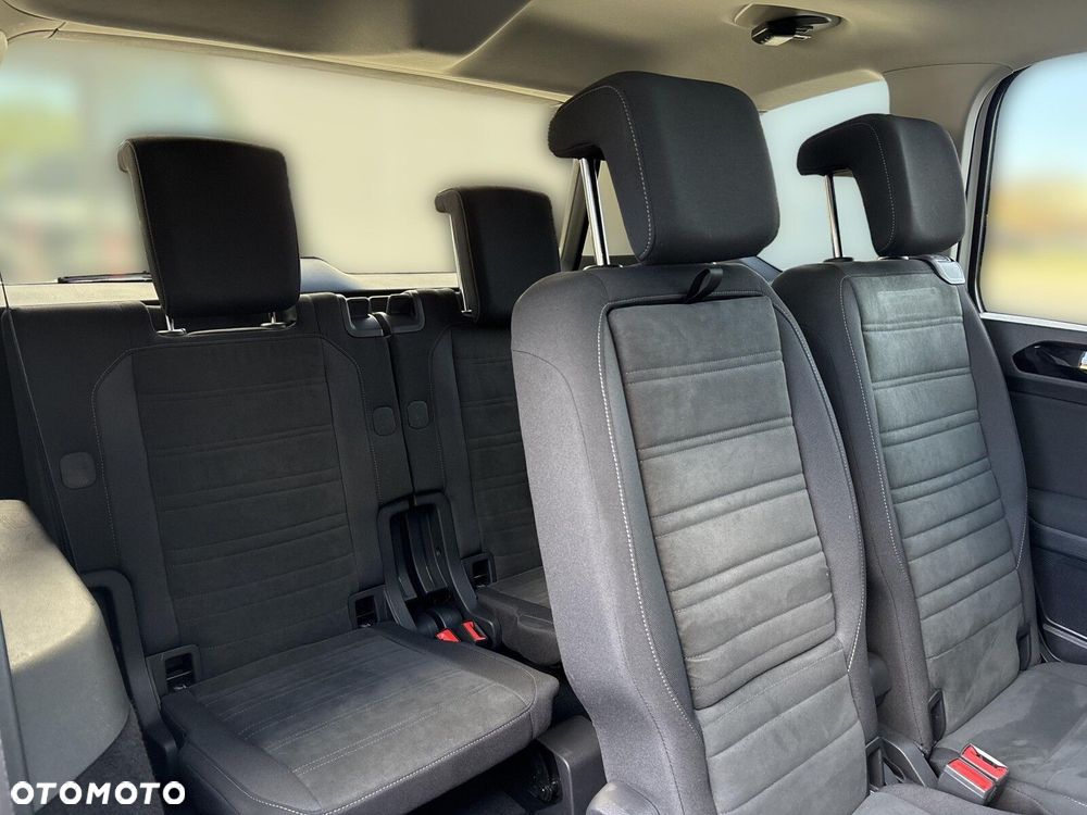 Volkswagen Touran 1.5 TSI EVO Highline DSG - 20