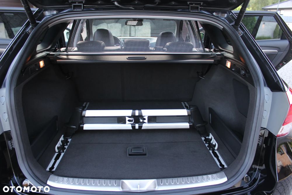 Hyundai i40 Kombi 1.7 CRDi DCT Premium - 30