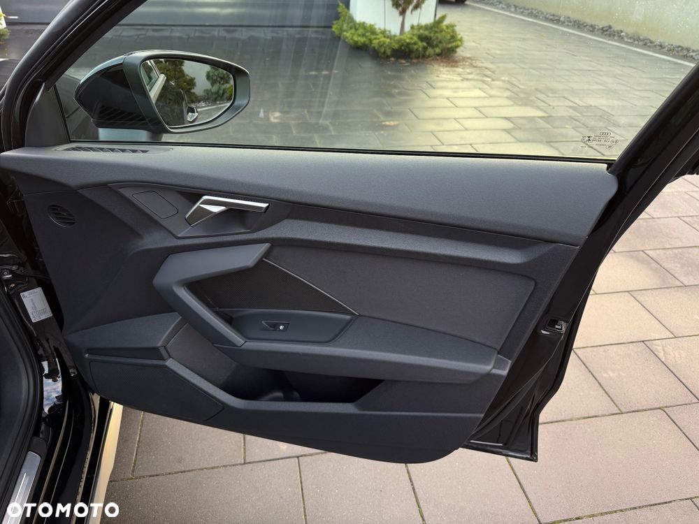 Audi A3 Sportback 40 TFSIe S tronic S line - 30