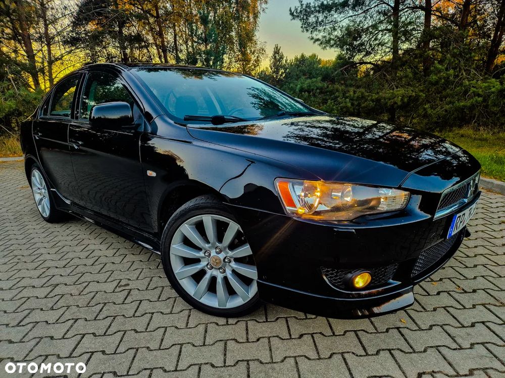 Mitsubishi Lancer - 8