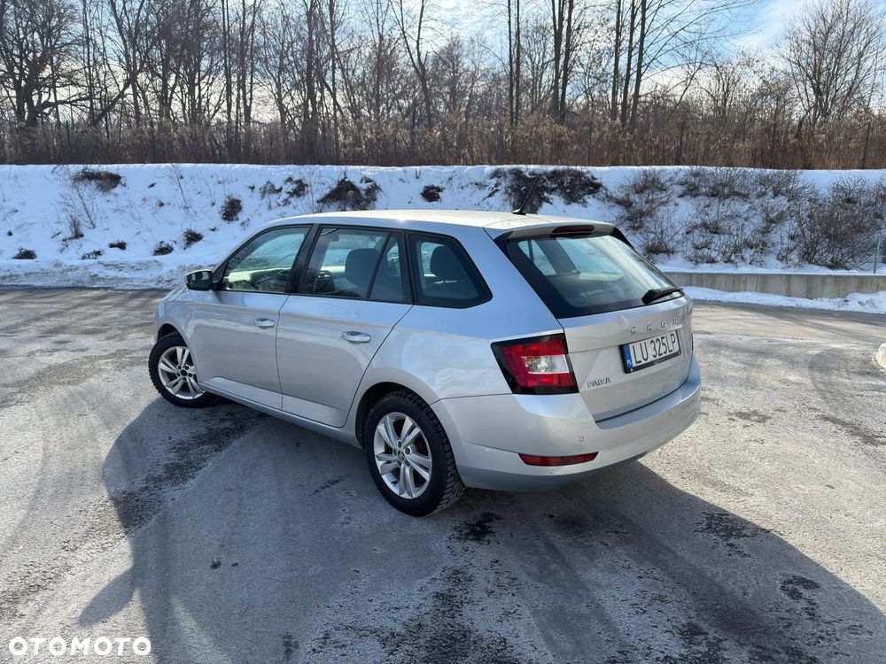 Skoda Fabia 1.0 Active - 4