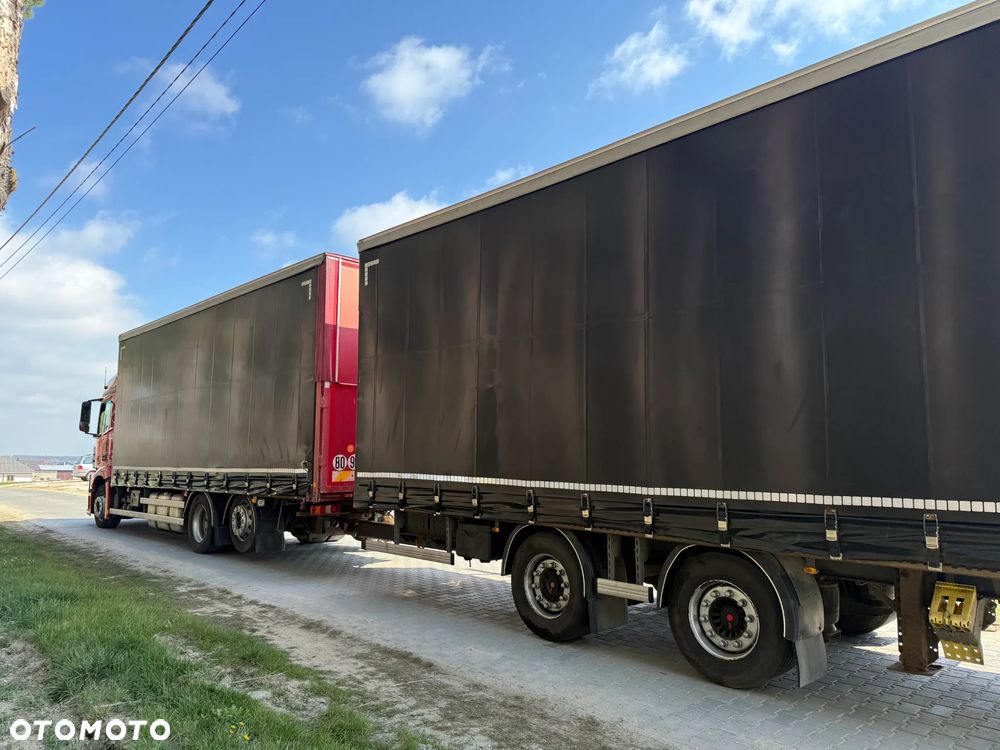 Mercedes-Benz Actros - 13