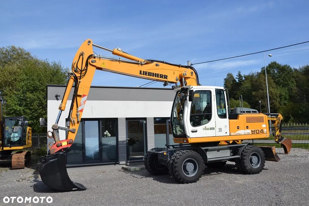 Liebherr A 904 C - 4