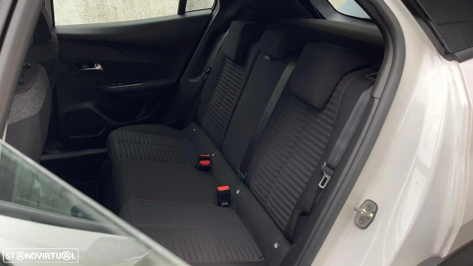 Peugeot 2008 PureTech 100 Stop&Start Active Pack - 16