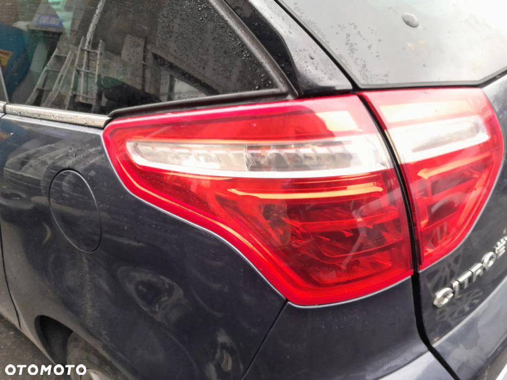 Lampa tylna lewa w błotnik CITROEN C4 Picasso I 06-10r. - 3