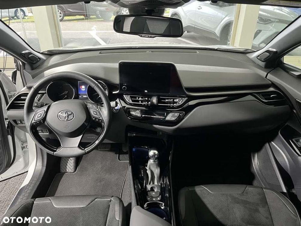 Toyota C-HR - 9