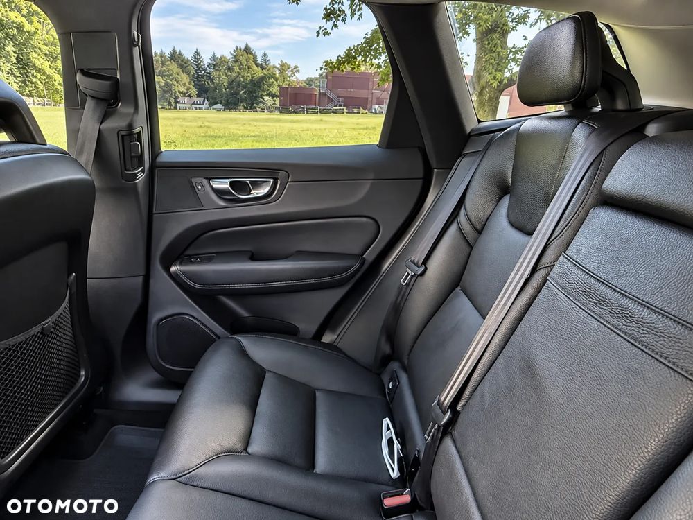 Volvo XC 60 - 22