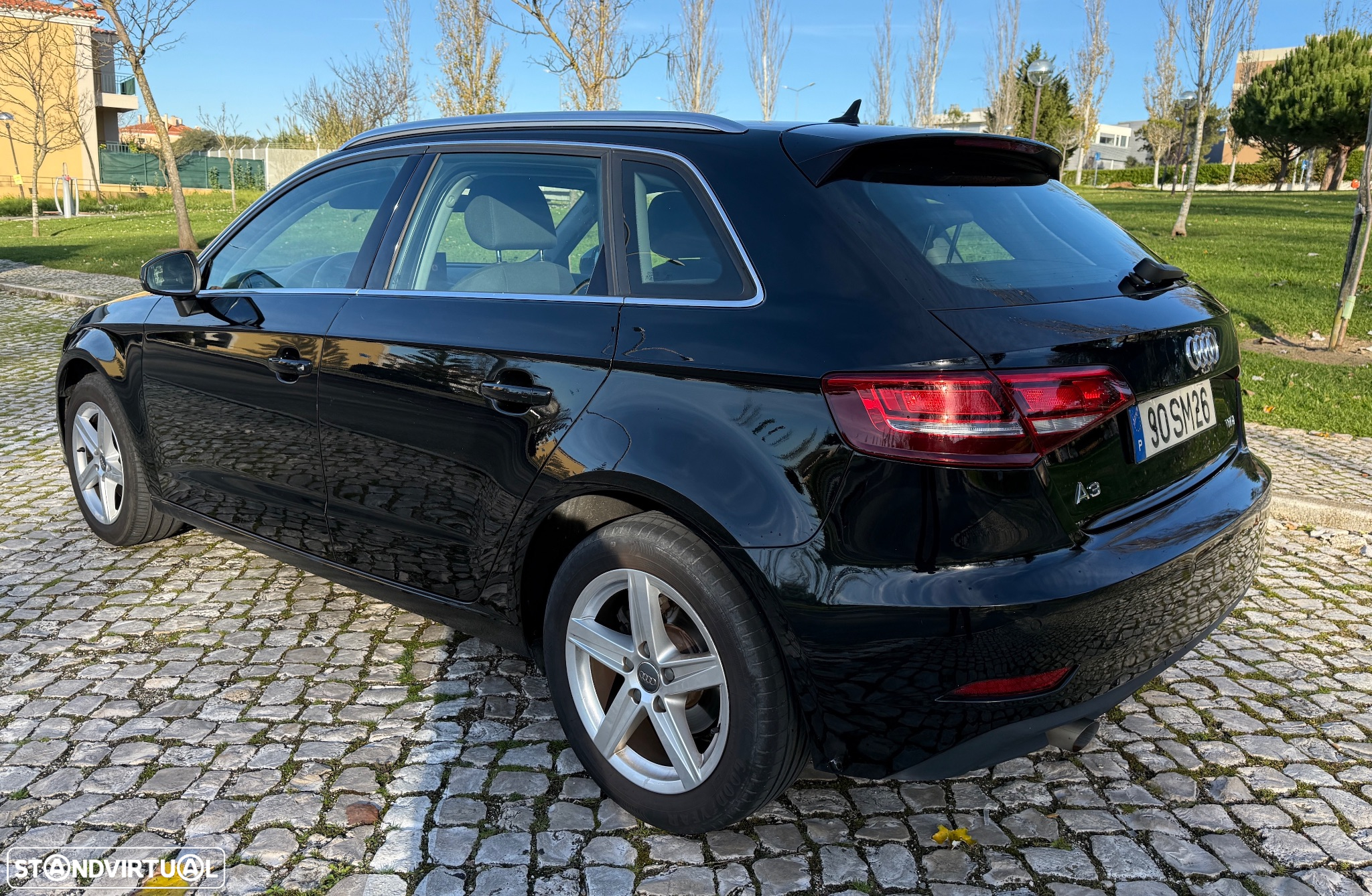 Audi A3 Sportback 1.6 TDI Attraction Ultra - 3