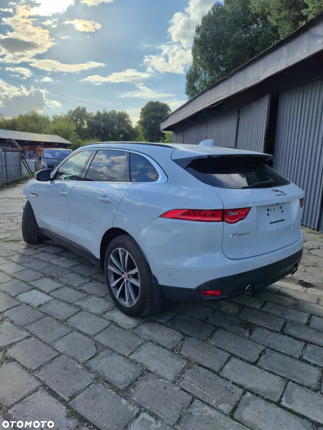 Jaguar F-Pace 2.0 i4P AWD Prestige - 4
