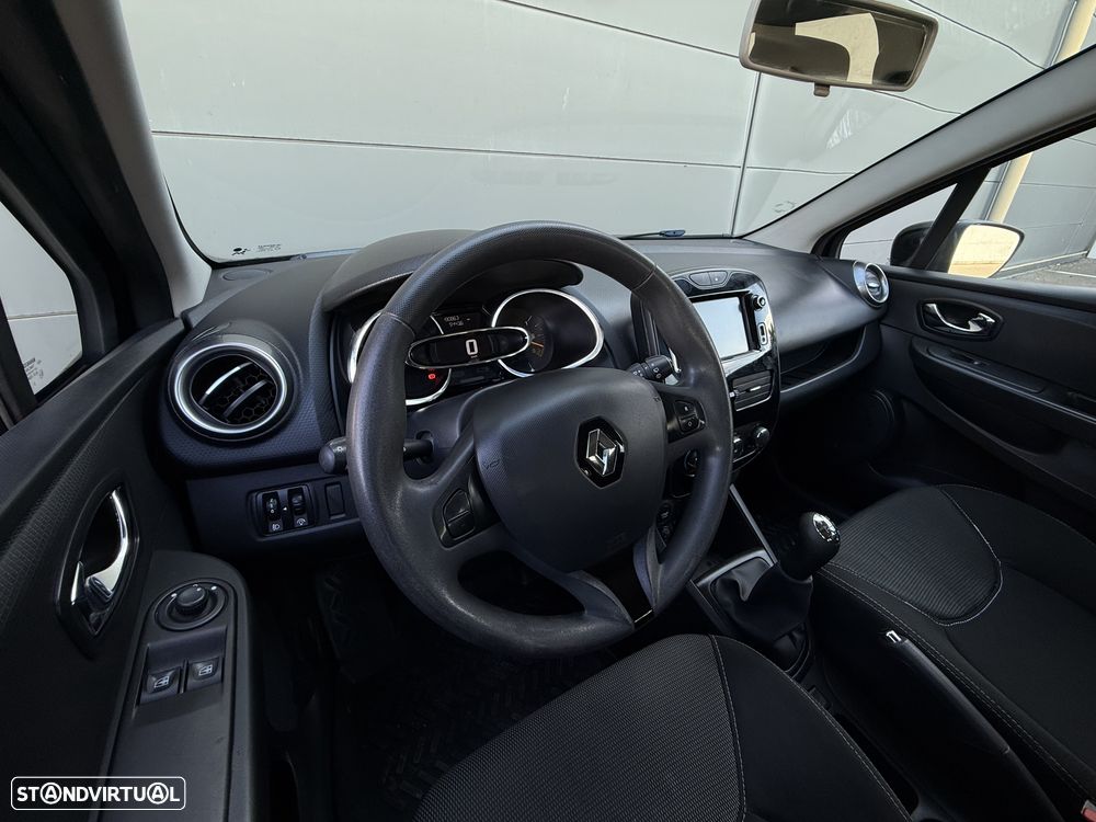 Renault Clio Sport Tourer - 14