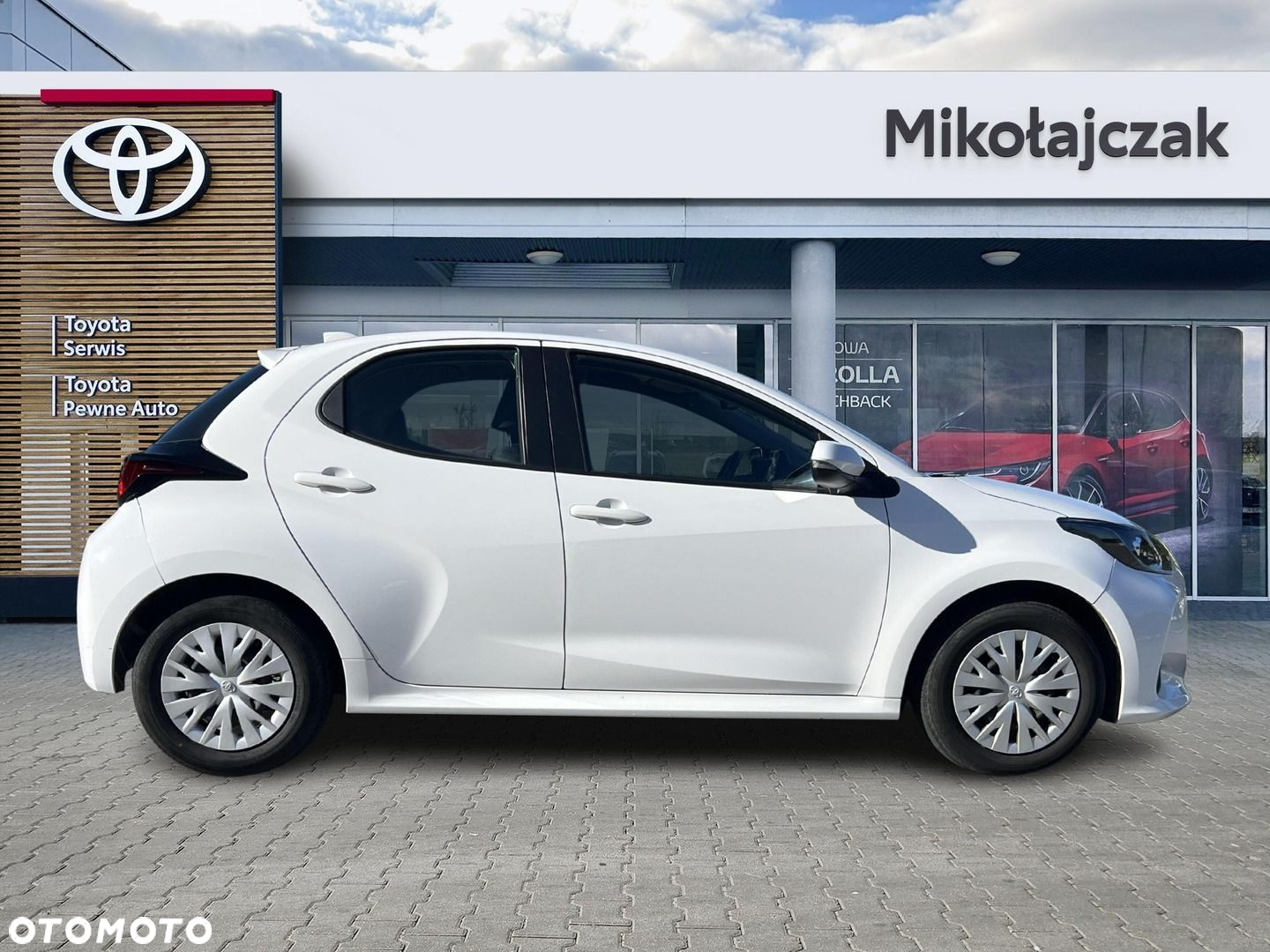Toyota Yaris 1.5 Comfort CVT - 12