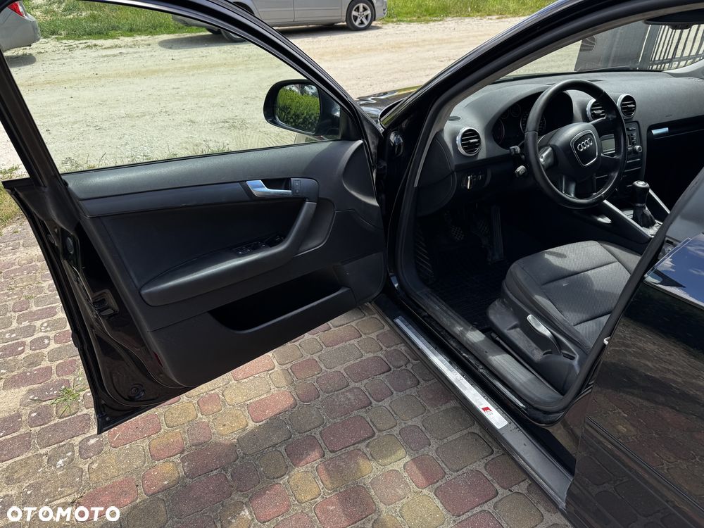 Audi A3 Sportback 1.9 TDI DPF Ambition - 14