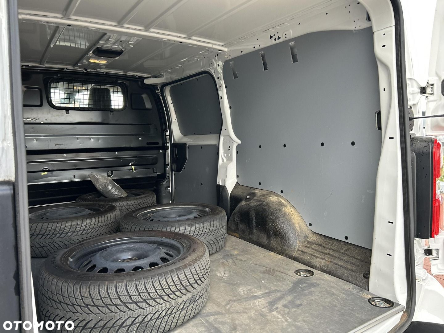 Toyota PROACE - 12