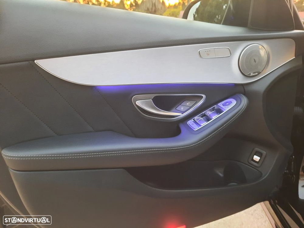 Mercedes-Benz C 300 de AMG Line - 23