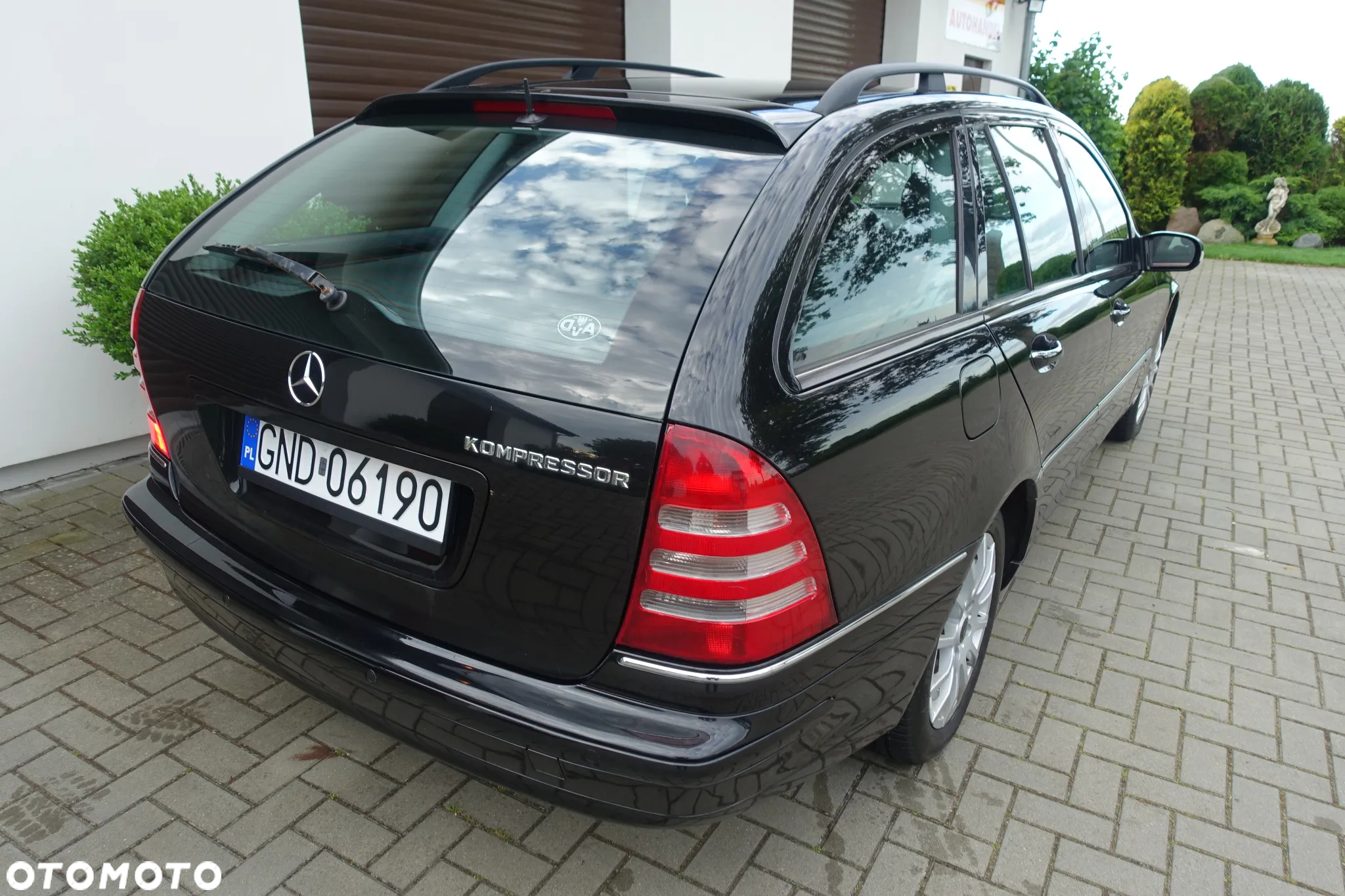 Mercedes-Benz Klasa C 180 T Kompressor Automatik Avantgarde - 9