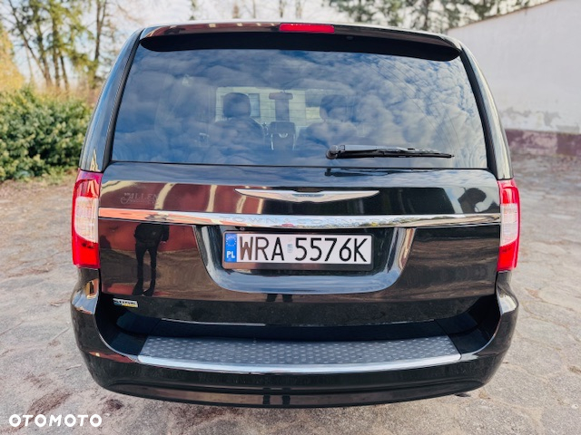 Chrysler Town & Country 3.6 Touring - 12