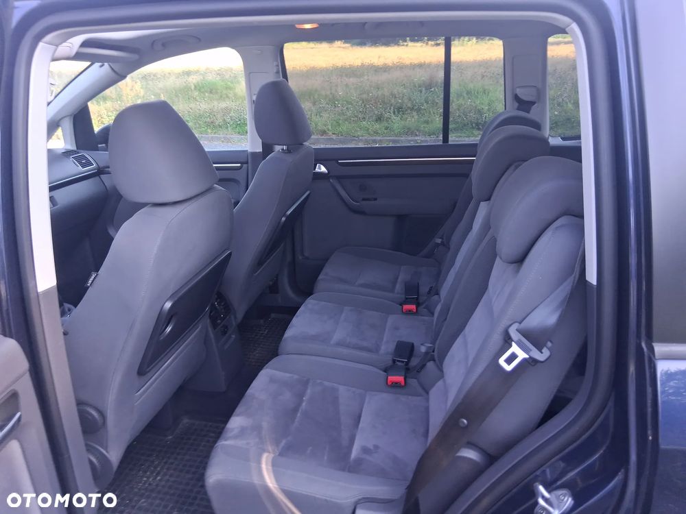Volkswagen Touran 2.0 TDI DPF Highline Perfectline - 15