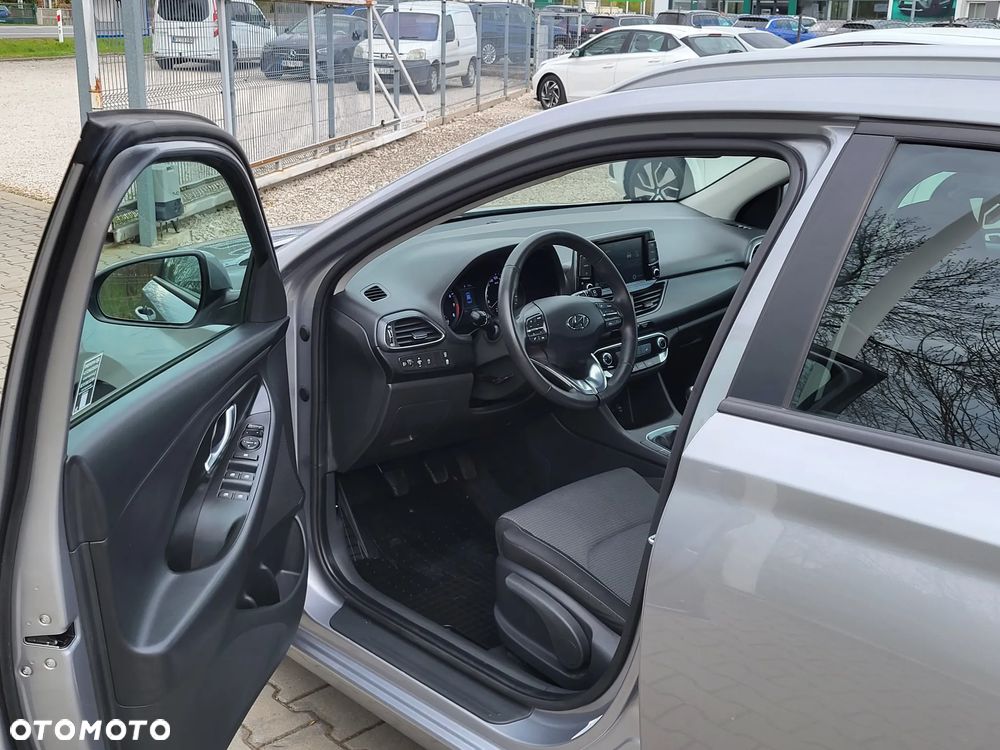 Hyundai i30 1.0 T-GDI Classic + - 7