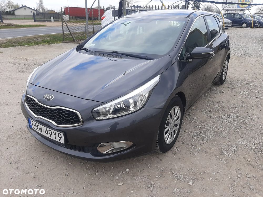 Kia Ceed 1.6 GDI Platinum Edition - 11