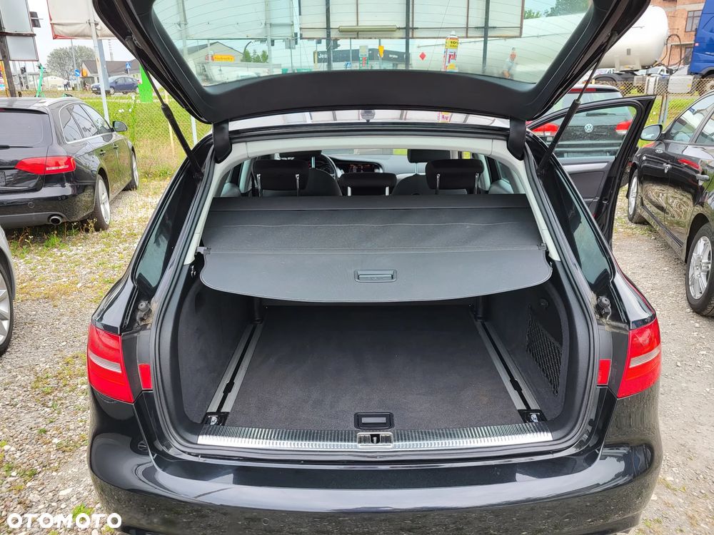 Audi A4 Avant 2.0 TFSI quattro S tronic Ambiente - 29