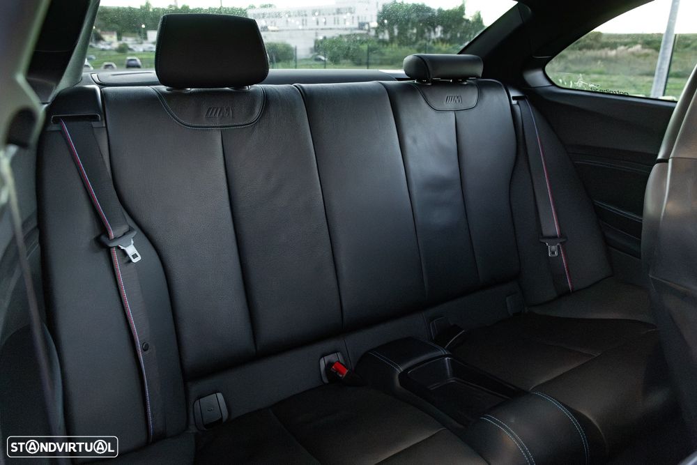 BMW M2 Competition Auto - 24