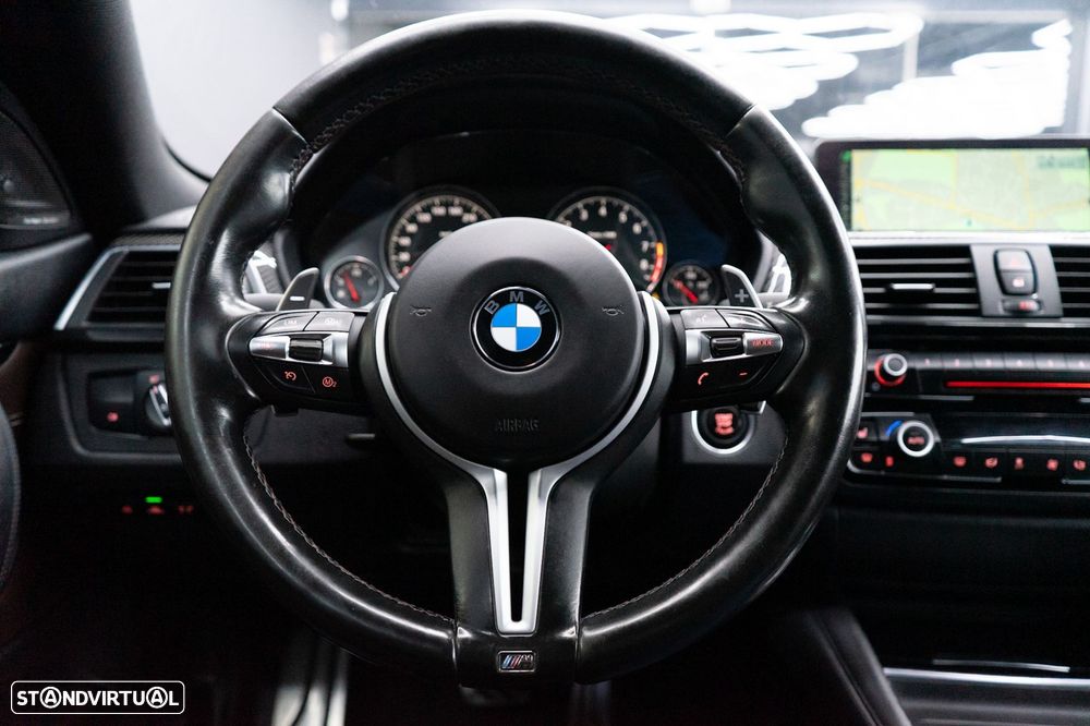 BMW M4 Auto - 44