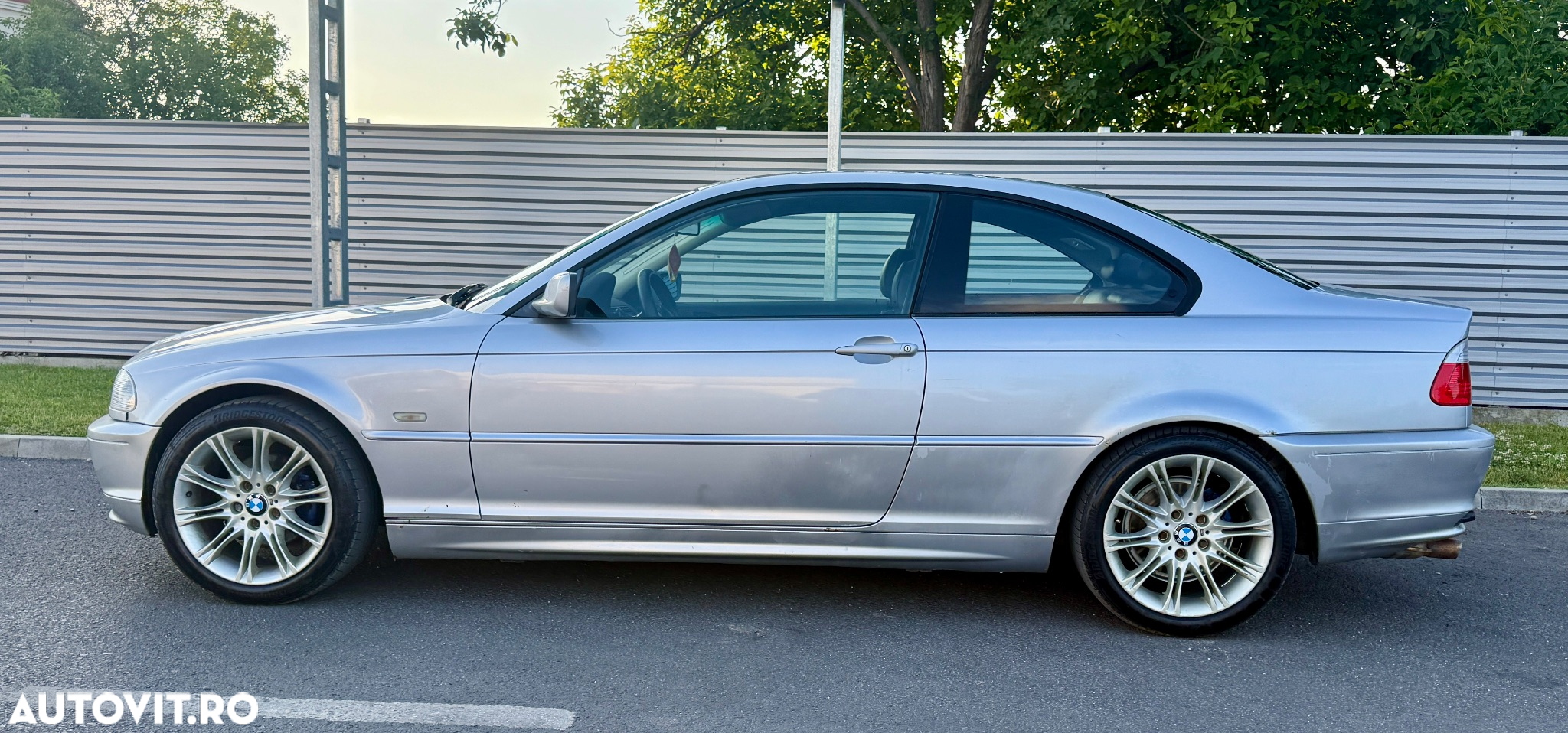 BMW Seria 3 318 Ci Coupe - 4