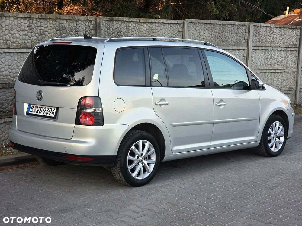 Volkswagen Touran 1.4 TSI Trendline - 6