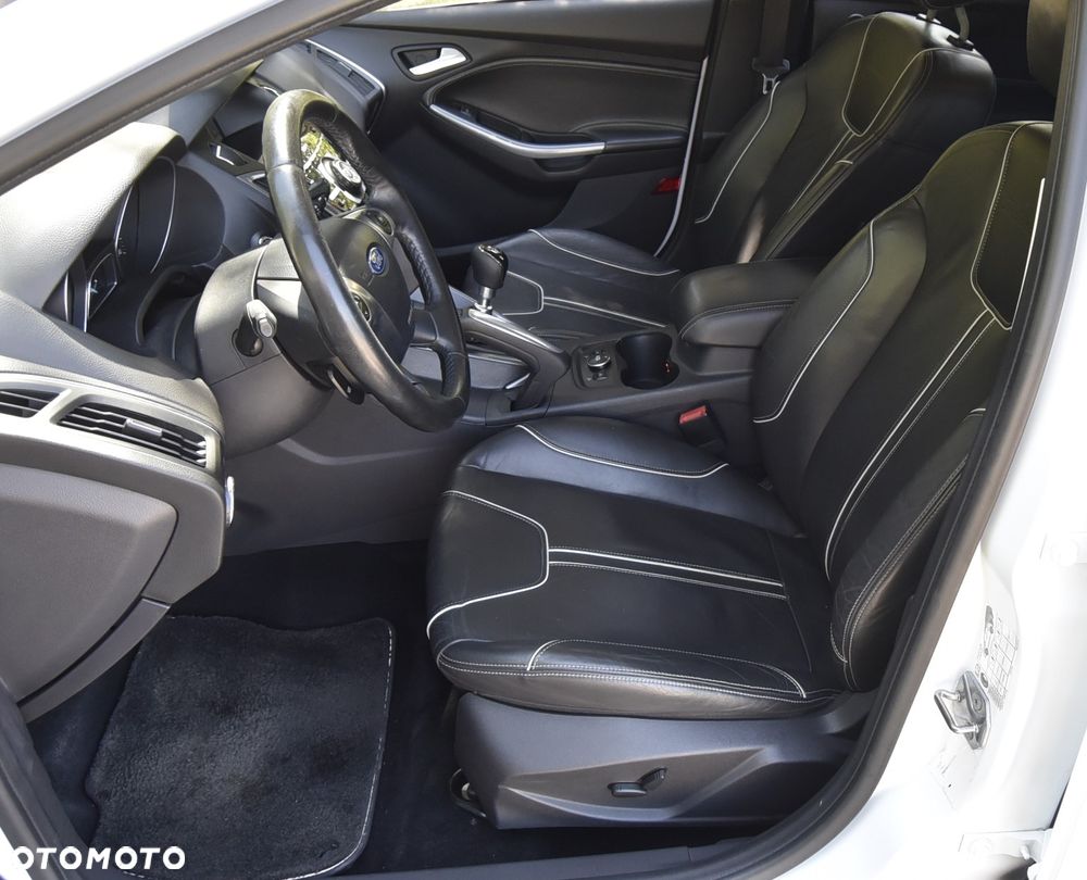 Ford Focus 1.6 EcoBoost Start-Stopp-System Titanium - 16