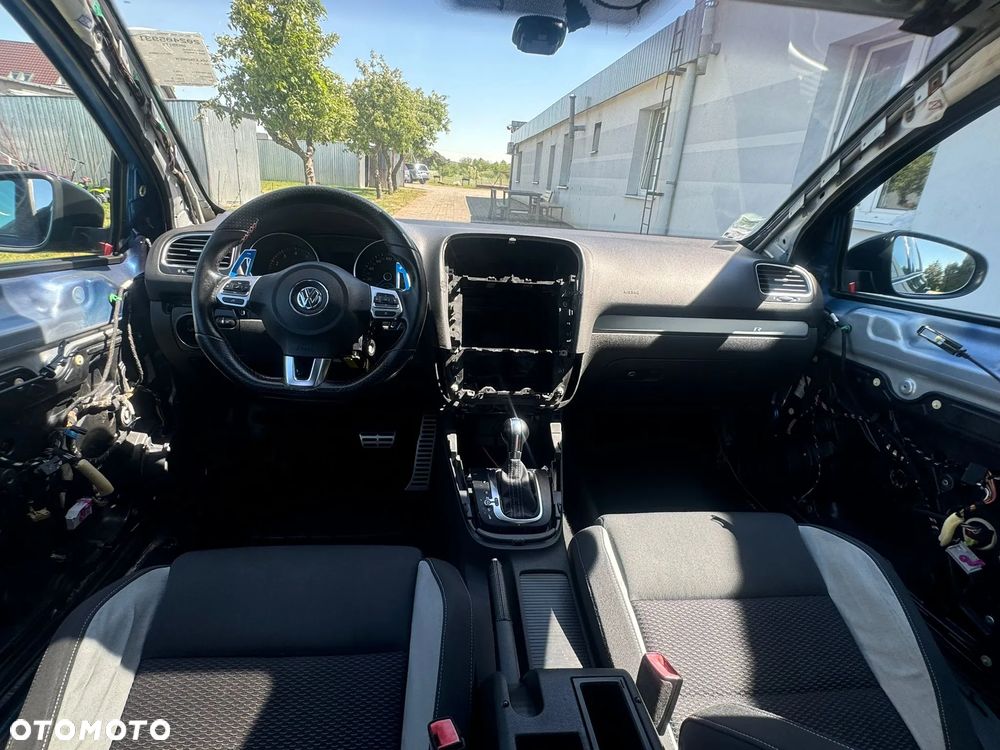 Volkswagen Golf - 18