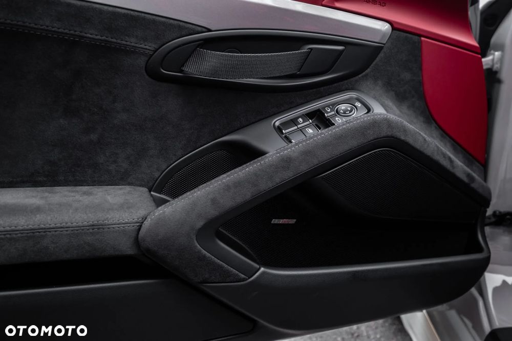 Porsche 718 Boxster Spyder - 27