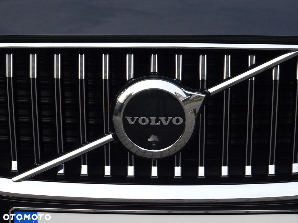 Volvo XC 60 B4 D AWD Ultimate Bright - 34