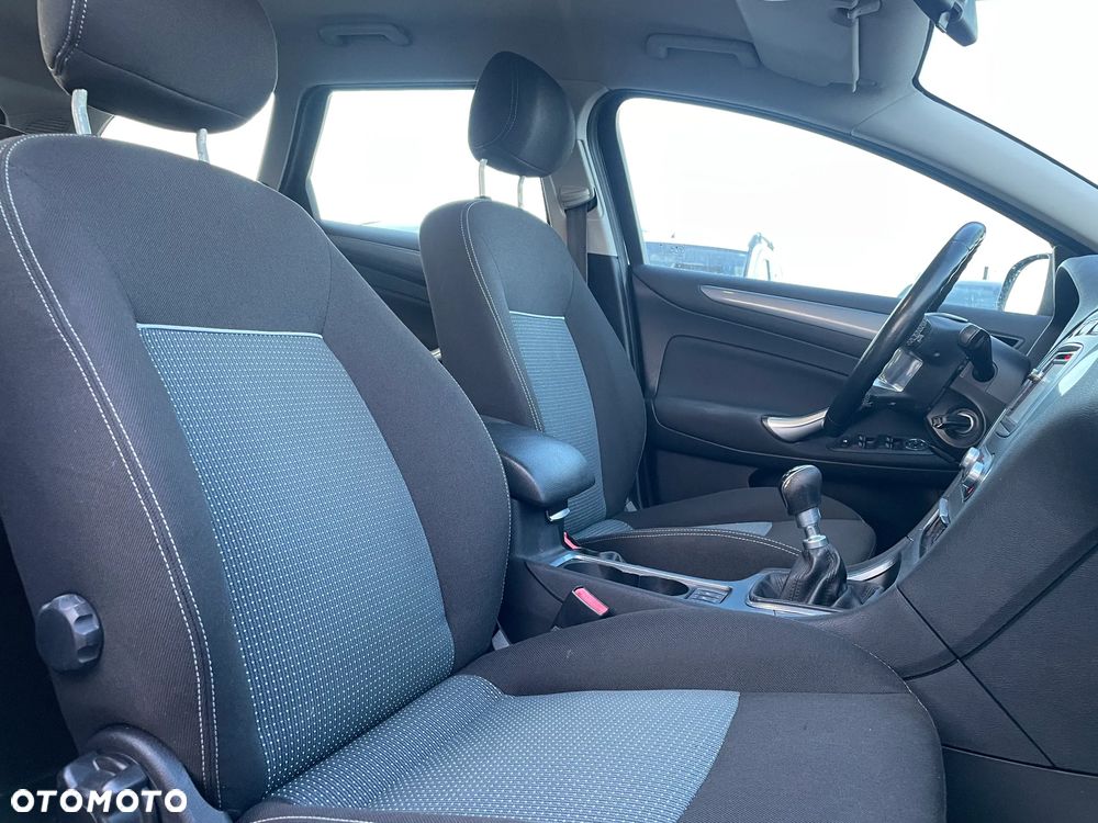 Ford Mondeo 2.0 TDCi S - 20