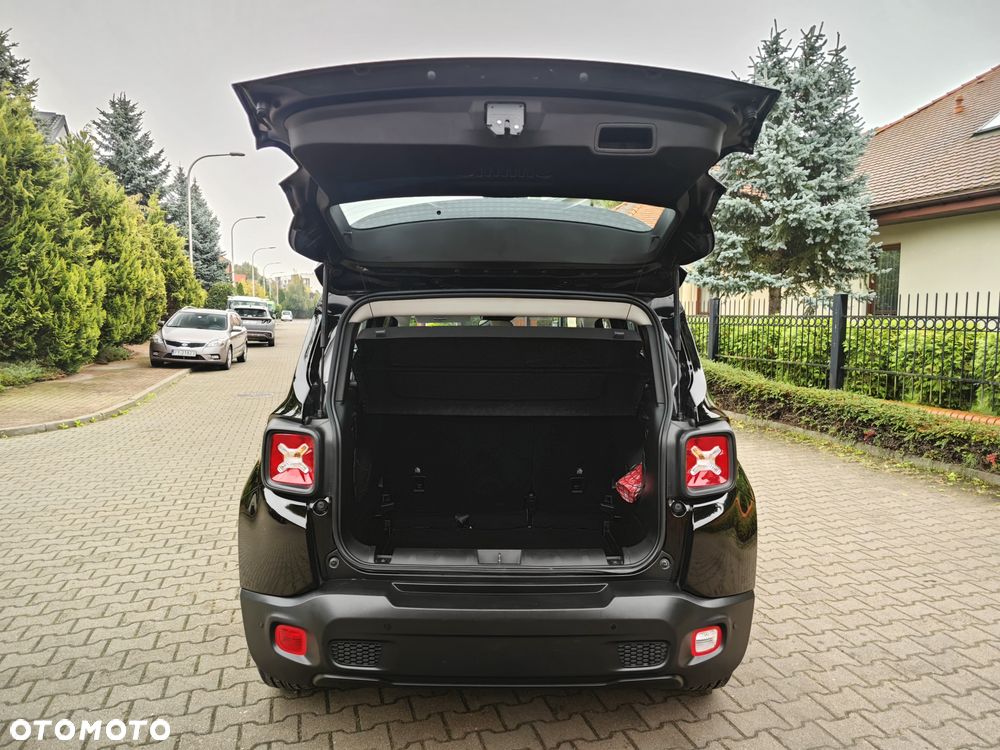 Jeep Renegade - 15